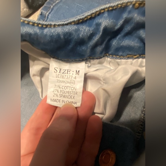 5/$25 | Fashion Wear Jeans | Size: Medium | Bootcut - Picture 4 of 4